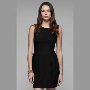 Theory > Darua Wool Sleeveless Dress Size 6
